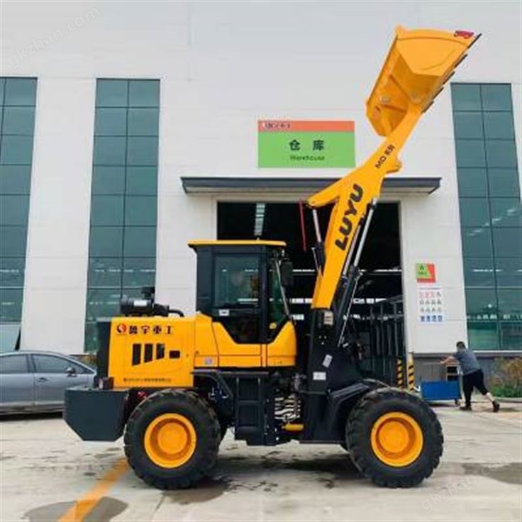 20型多功能抓草机 加长臂抓木机 工程建筑四驱铲车